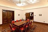 Sala conferenze al hotel Andrassy Residence, hotel di lusso e di benessere a Tarcal vicino alle colline famose di Tokaj in Ungheria