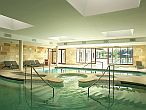 4* Wellness e hotel termale Balneum piscina termale