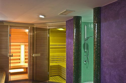 Saune nel centro wellness dell'Hotel Amira di Heviz - hotel con centro benessere a Heviz