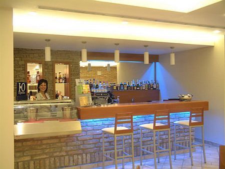 Drink bar dell'Hotel Stacio - hotel vicino all'aeroporto di Budapest - Aeroporto Liszt Ferenc Budapest