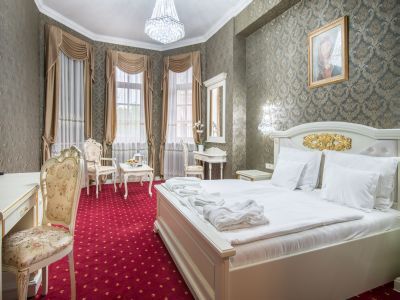 4* Borostyan Med Hotel a Nyiradony offre camere d'albergo scontate