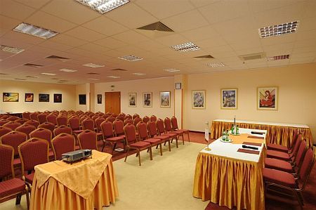 Sala conferenze e noleggio sala eventi a Eger